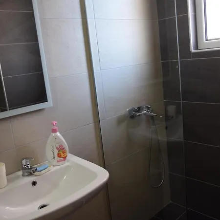 Romina's 3 Apartment